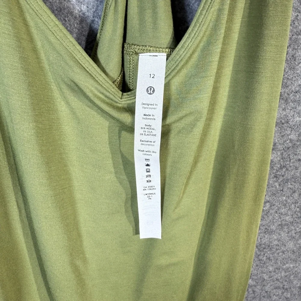 Lululemon Women's Green Modal Blend Racerback Tank Top Athletic Yoga Size‎ 12